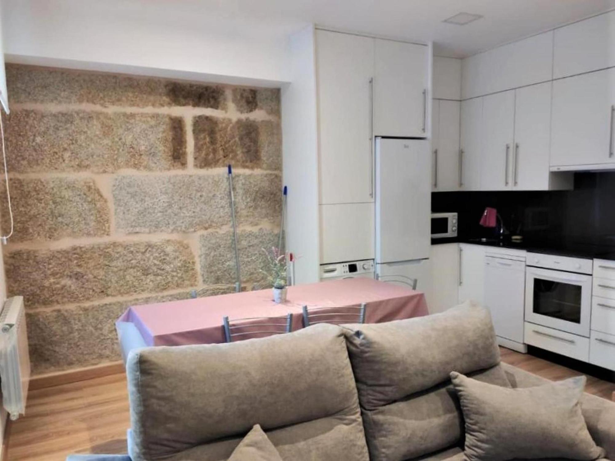 Charming Apartment In Ourense Overlooking The City Exterior photo