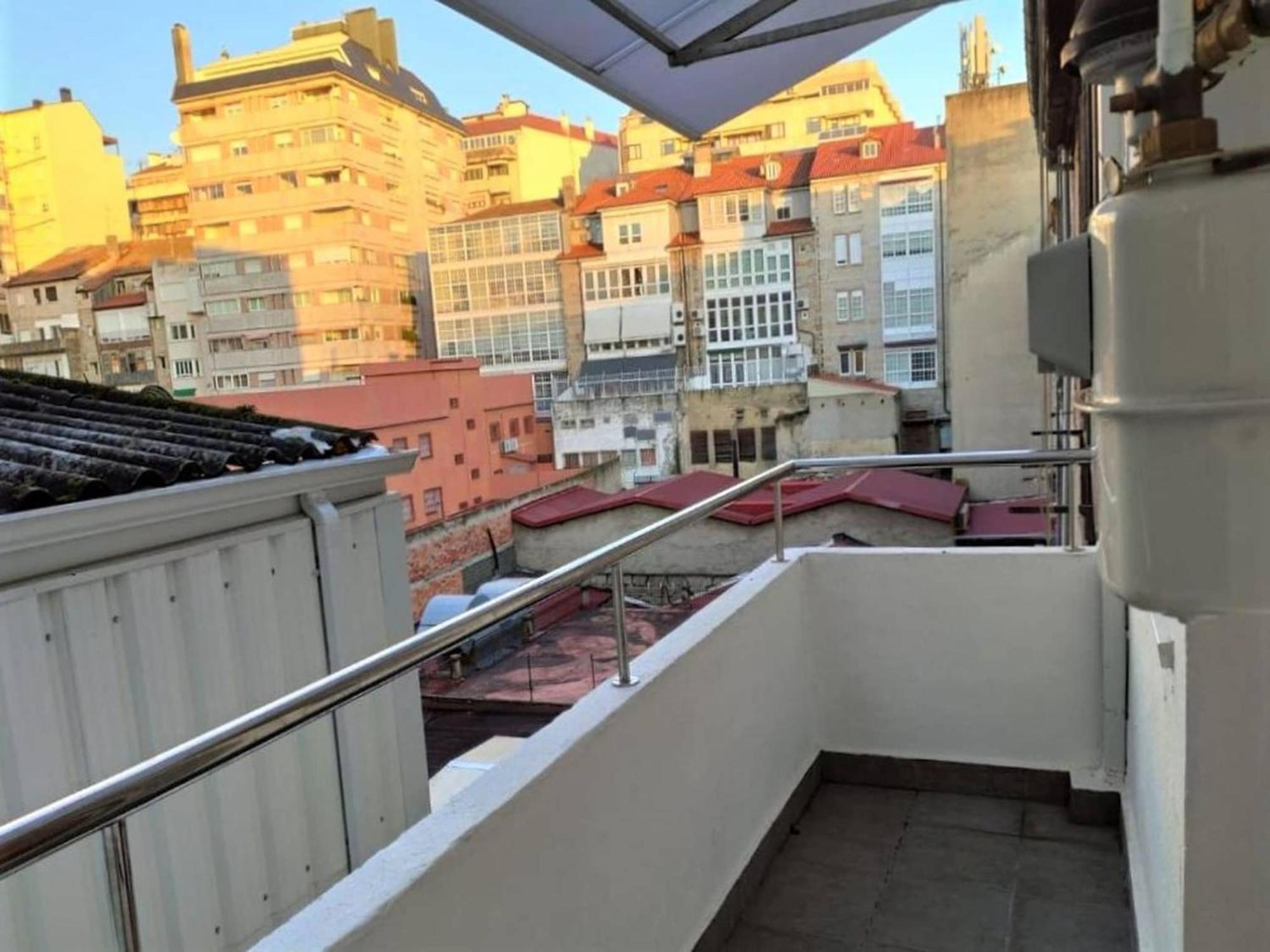Charming Apartment In Ourense Overlooking The City Exterior photo