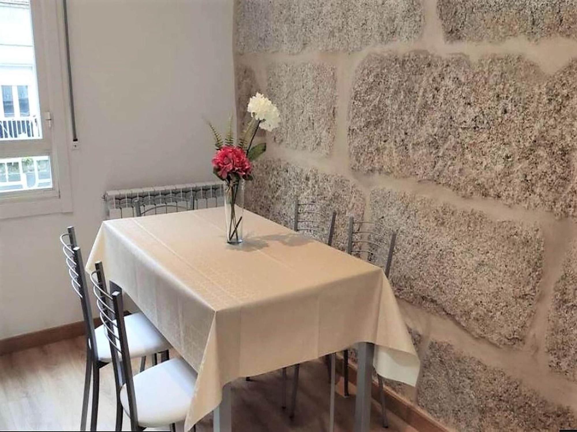 Charming Apartment In Ourense Overlooking The City Exterior photo